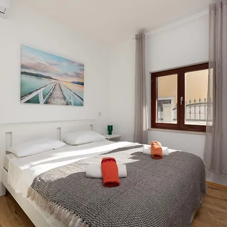 Dalero 2 By Interhome *