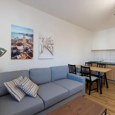 Dalero 3 By Interhome Daire Trogir